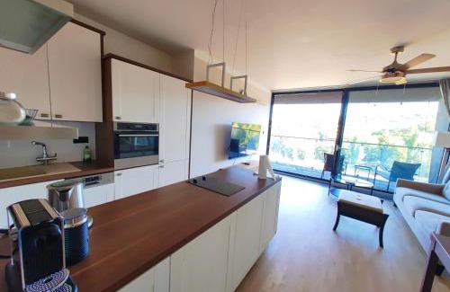 Radlice Apartment | Free Parking Modern Smíchov Apartment With Large Balcony