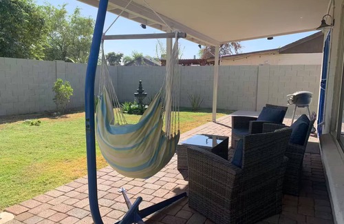 Glendale House | Free RV parking, two car garage, fenced backyard, minutes to Westgate