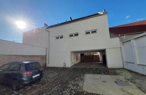 Pecs Apartment | Freedom 50 Apartman