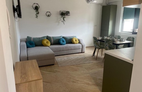 Navodari Apartment | Freedom