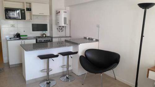 Centro Apartment | Frente al río