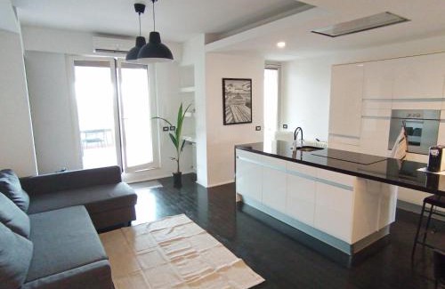 Baranzate Apartment | FrenzHouse - Terraced Apartment close to Rho Fiera and San Siro