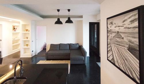 Baranzate Apartment | FrenzHouse - Terraced Apartment close to Rho Fiera and San Siro