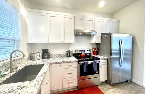 Minor House | Fresh & Hip Cap Hill Home – Parking + Fenced Garden Oasis | Walk to FIFA Stadium