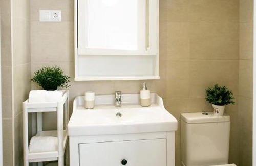 San Felipe Neri Apartment | Fresh, relax & sun Historic Center