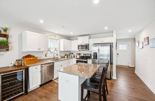 Nashville House | Fresh Remodeled Modern Single Family Home in N. Nashville