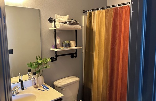 Millard House | Freshly redecorated modern room in West Omaha - massage chair + full gym