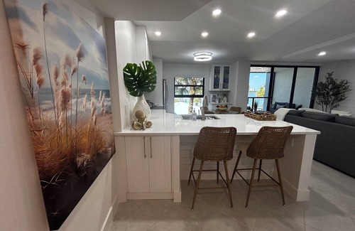 Marco Island Condo | Freshly remodeled “Searenity” a Waterfront Retreat at Riverside Club