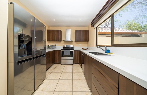 Potrero House | Freshly Updated 3BR with Pool · Walk to the Beach – Casa Luz de Luna