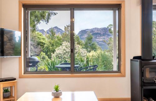 Coles Bay Apartment | Freycinet Stone Studio 6 - Mica