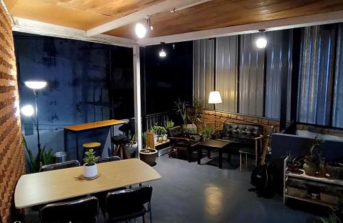 Chan Kasem House | Friend Nest Bangkok