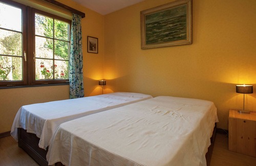 Stavelot House | Friendly and rustic family home with fireplace