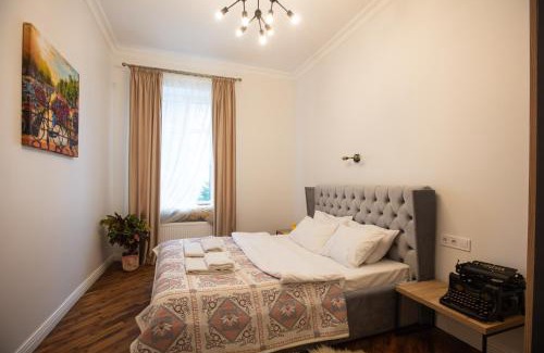 Lviv City Center Apartment | Friends House- сучасні апартаменти в центрі Львова