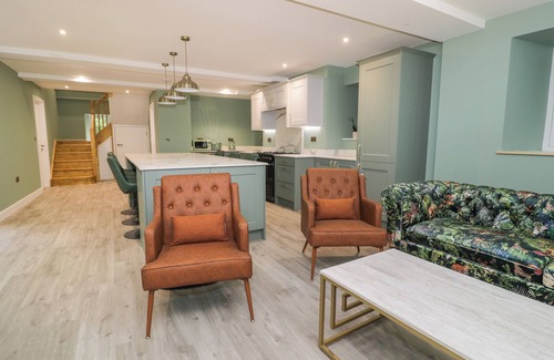 Dolgellau Cottage | FRONGOCH OLD POWER HOUSE, family friendly in Dolgellau