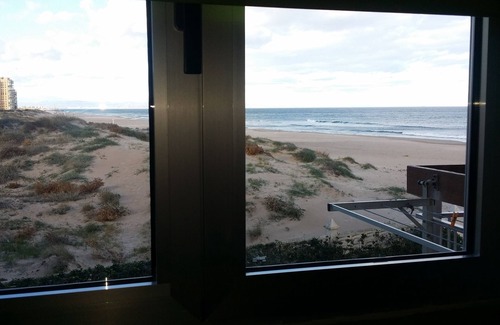 Pobles del Sud Apartment | Front line beach apartment with wifi