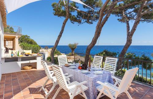 Provensals Villa | Front Line Sea Villa In Mallorca Up to 6 Guests