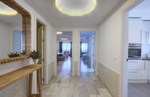 Fuengirola Apartment | Front Row Penthouse Apartment on Carvajal Beach