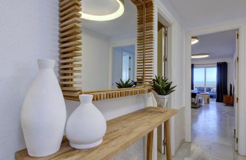 Fuengirola Apartment | Front Row Penthouse Apartment on Carvajal Beach