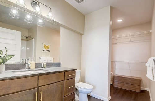 Louisville Apartment | Frontdesk | 2 BR Apt near Cardinal Stadium