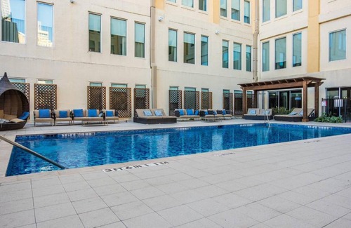 Downtown Dallas Apartment | FRONTDESK 500 Ervay Downtown Convention Ctr
