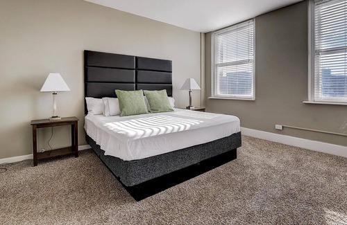 Downtown Fort Worth Apartment | Frontdesk | Sundance Square 2 BR