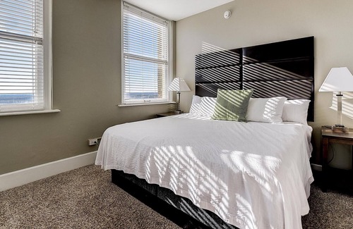 Downtown Fort Worth Apartment | Frontdesk | Sundance Square 2 BR