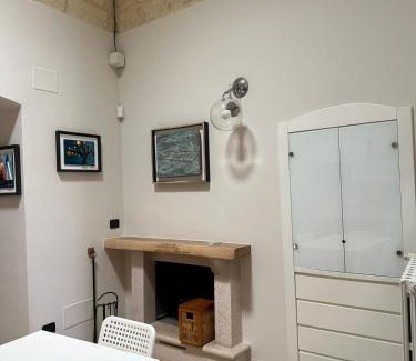 Municipio 5 Apartment | Fronte Porto Home