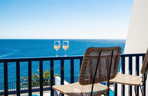 Puerto Calero House | FRONTLINE VILLA 26, Modern Coastal Design with Amazing Views