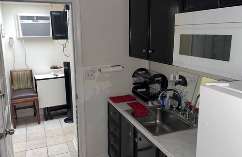 Tallahassee House | FSU Family Home - Sleeps 8