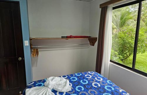 La Fortuna Apartment | Full equipado, WiFi, AC, vista volcán, 1er piso