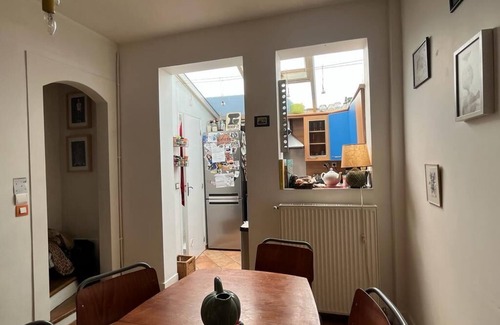 Amerique House | full equipped house with a little private garden in Paris ! 19th arrondissement