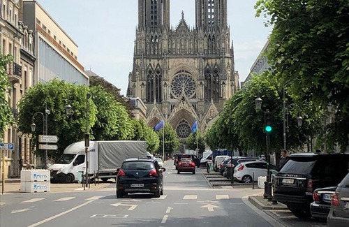 Courlancy Apartment | Full heart of Reims