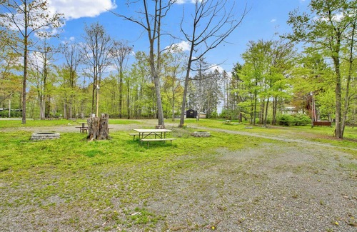 Wellsboro Apartment | Full Hook up 30 Amp Site W Up to 26Ft
