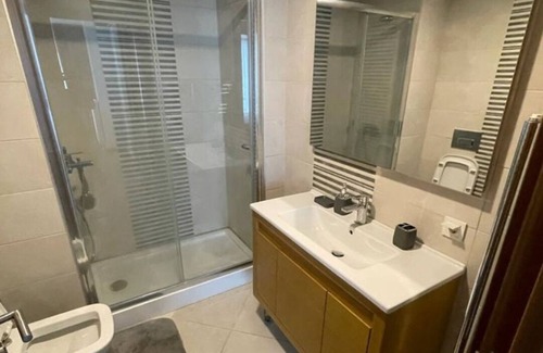 Kadikoy Apartment | FULL MODERN FURNITURED FLAT WITH ALL SOCIAL SITES FOR LONG ACCOMMODATION