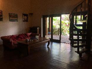 East Ham Tien Beach Resort | Full Moon Beach Resort