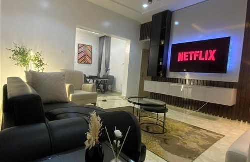 Abuja Apartment | (Full package) Two Bedroom Apt in Abuja Oasis