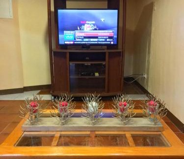 Puerto Princesa City Centre House | Fully AC 3BR House for 8pax near Airport and SM with 100mbps Wifi
