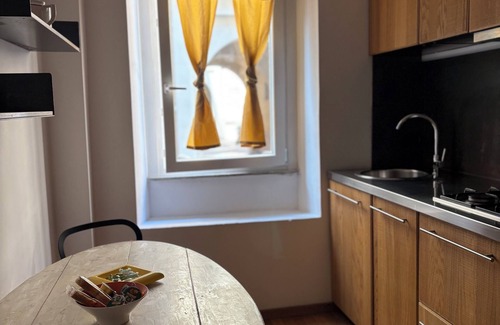 Monti Apartment | Fully equipped and comfortable vacation home in the heart of Rome for 2 or 3 people