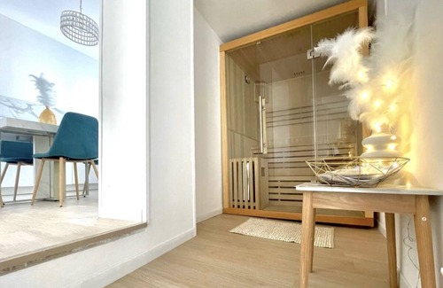 Gare Apartment | Fully equipped luxury apartment with jacuzzi and sauna 4 minutes from the beach