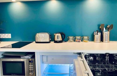 Cote Ouest Ormeaux Apartment | Fully equipped luxury studio Center and beach 5 min away