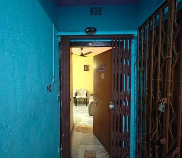 Dakshineswar Apartment | Fully furnished 2bhk apartment opposite Dakshineshwer Kali temple kolkata