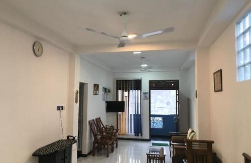 Colombo Apartment | Fully Furnished House For Short Term Rent In Colombo