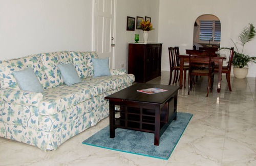 Savannes Apartment | Fully furnished/modern apartments with ocean view, 5 mins from the beach