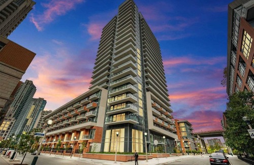 Fort York Condo | Fully Furnished spacious condo unit