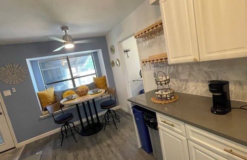 Universal City House | Fully Furnished1-Level Home in a Quiet Neighborhood, near Randolph AFB.