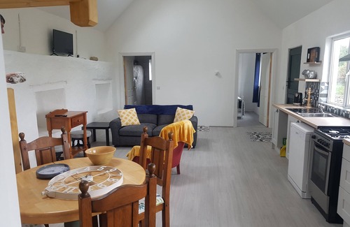 Ballyduff House | Fully Refurbished 200-Year-Old Farmhouse