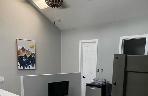 Osage Beach Condo | Fully remodeled top unit condo with great lake views from the deck and balcony.