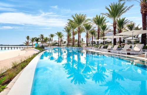 Nassau Hotel | Fun Family Stay | Ocean View Unit, Pools, Bar, Dining, Water Park, Pet-Friendly!