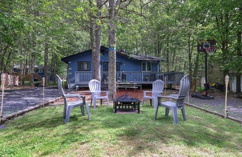 Tobyhanna House | Fun Home in Pocono with Gameroom-Firpit-BBQ Grill-TV and AC in all rooms