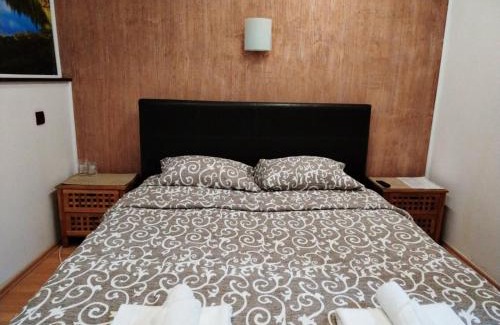 Palilula House | FUN ROOMS SOBE PRENOĆIŠTE